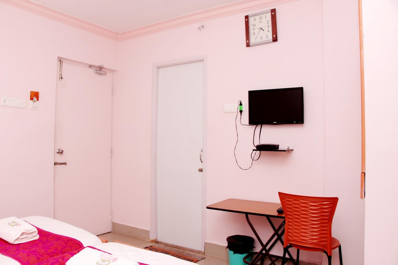 Royal Grand Days Hotel Ченай Екстериор снимка