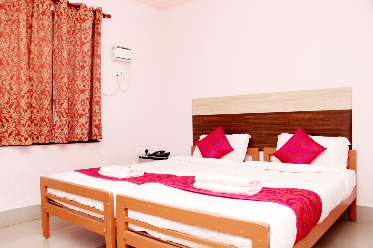 Royal Grand Days Hotel Ченай Екстериор снимка