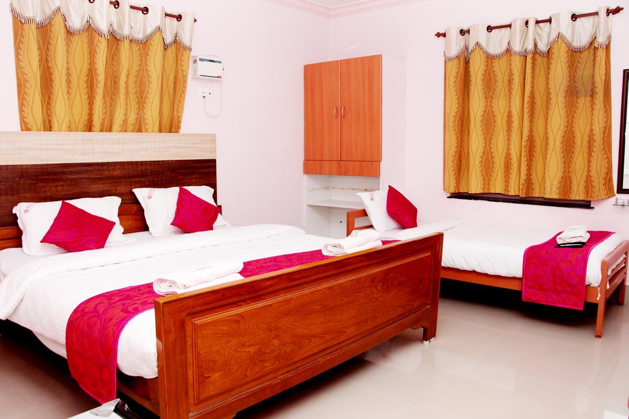 Royal Grand Days Hotel Ченай Екстериор снимка